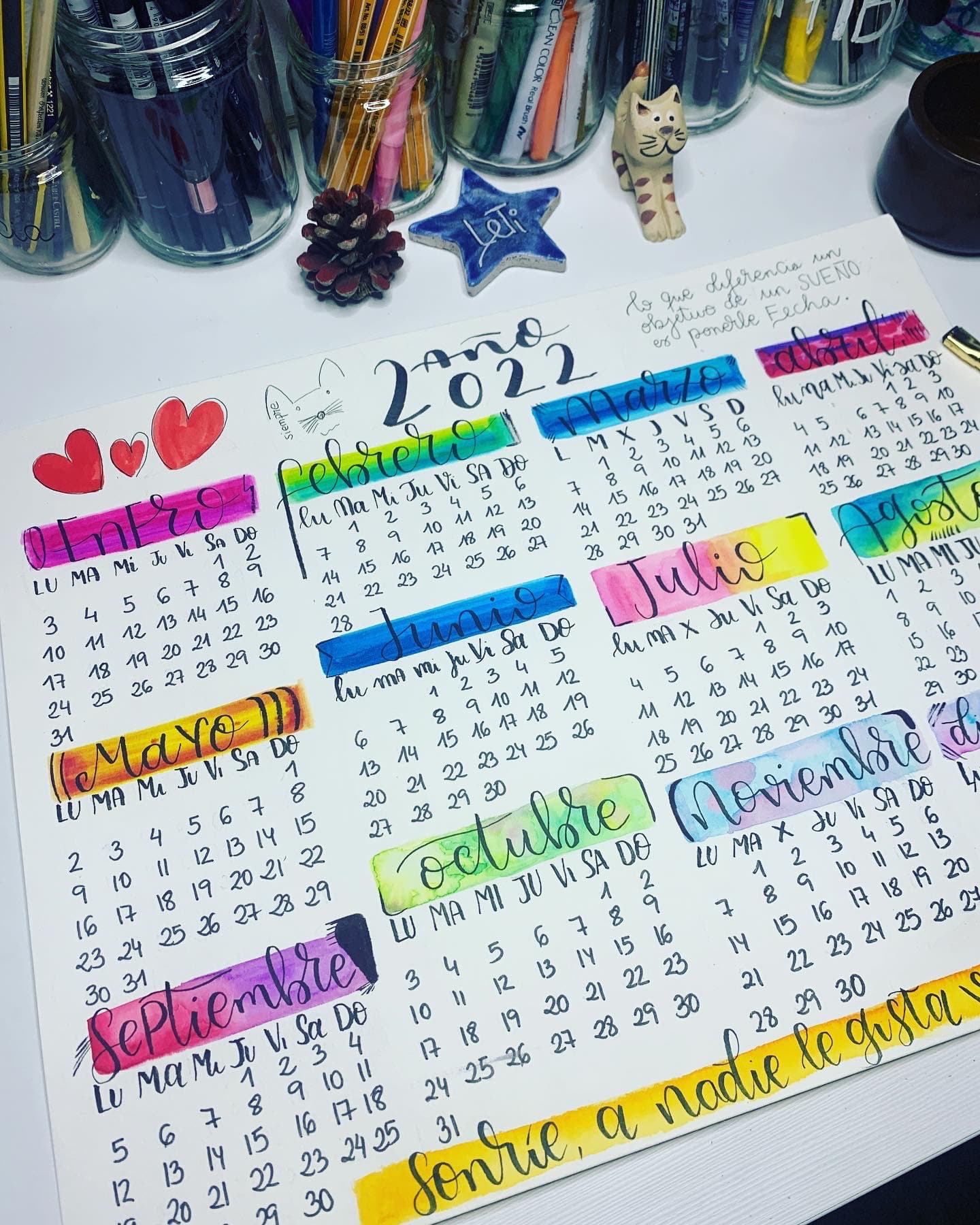 Calendario personalizado 2022 lettering - pequenasgrandescousas.es